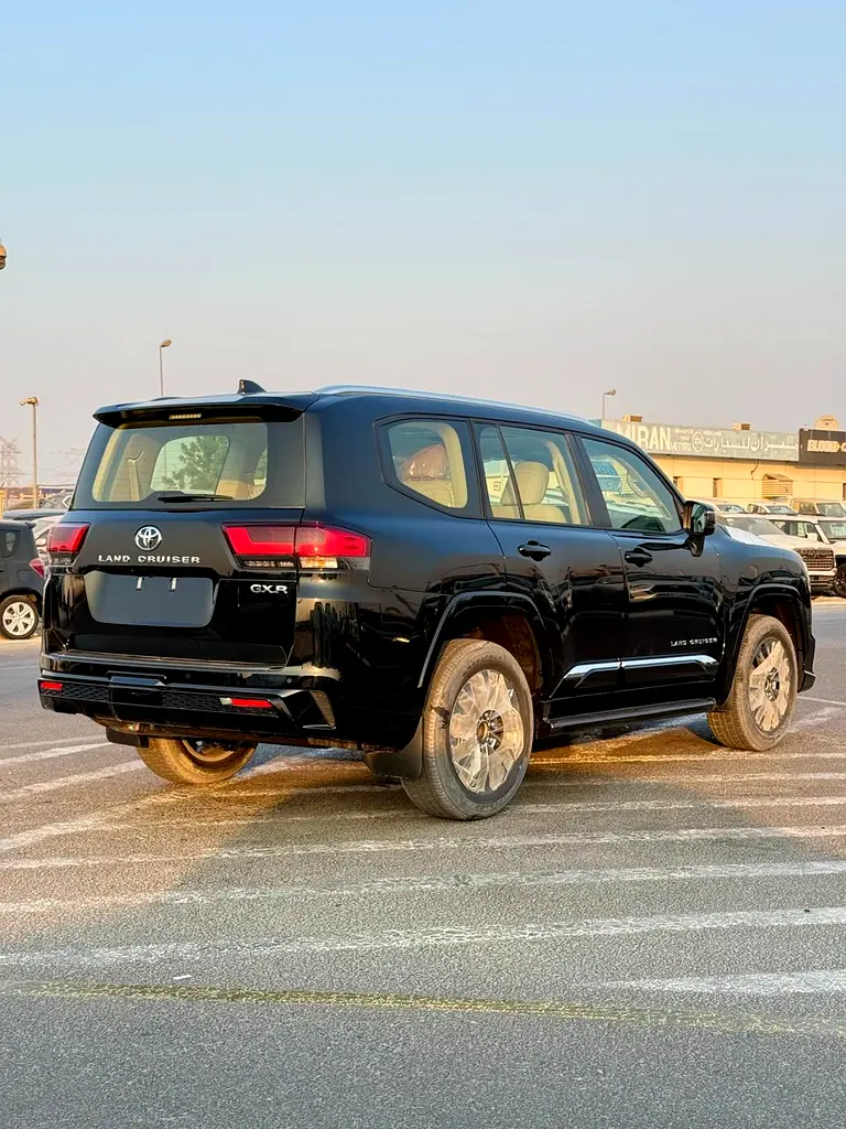 TOYOTA Land Cruiser GXR 2025 - photo 5 - Import Émirats | International Cars