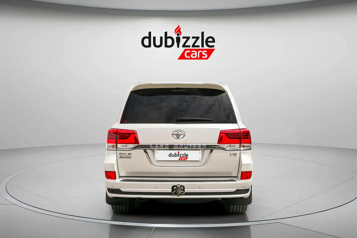 TOYOTA Land Cruiser GXR 2021 - photo 7 - Import Émirats | International Cars