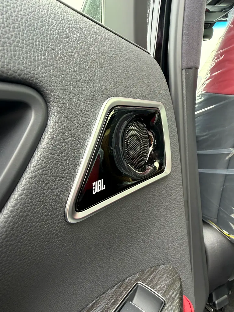 TOYOTA Land Cruiser VXR 2026 - photo 11 - Import Émirats | International Cars