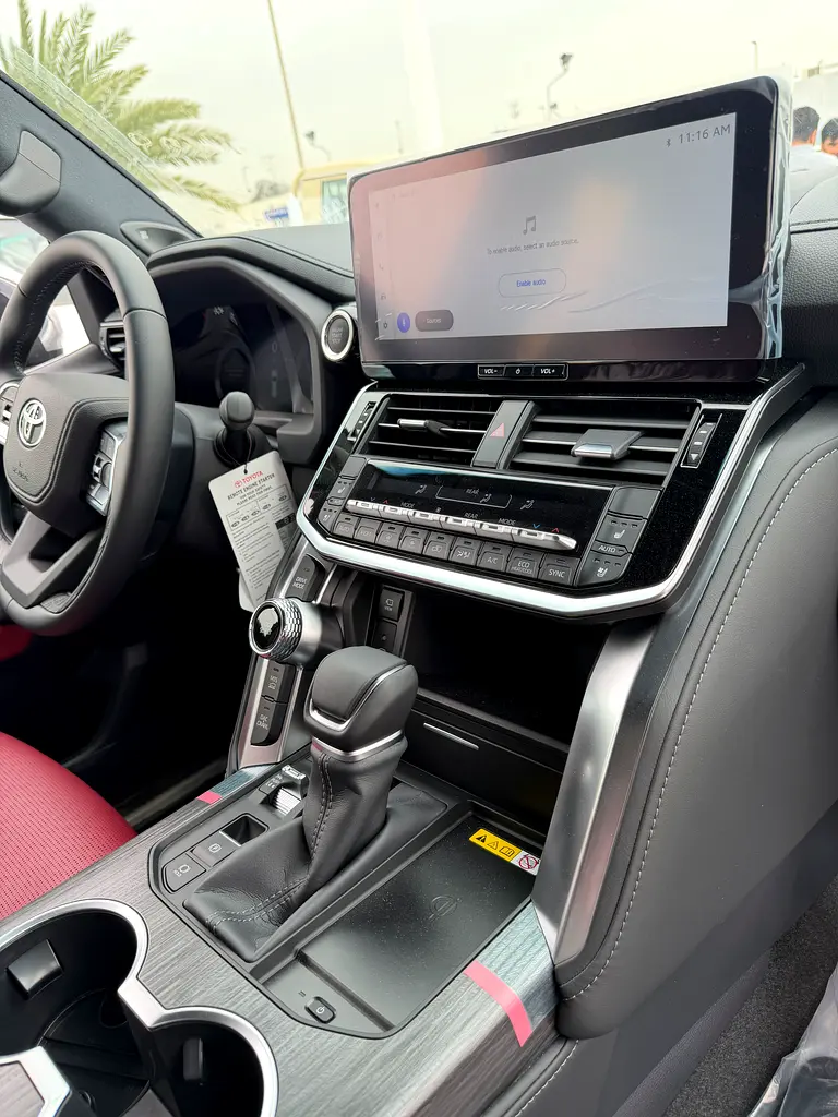 TOYOTA Land Cruiser VXR 2026 - photo 4 - Import Émirats | International Cars