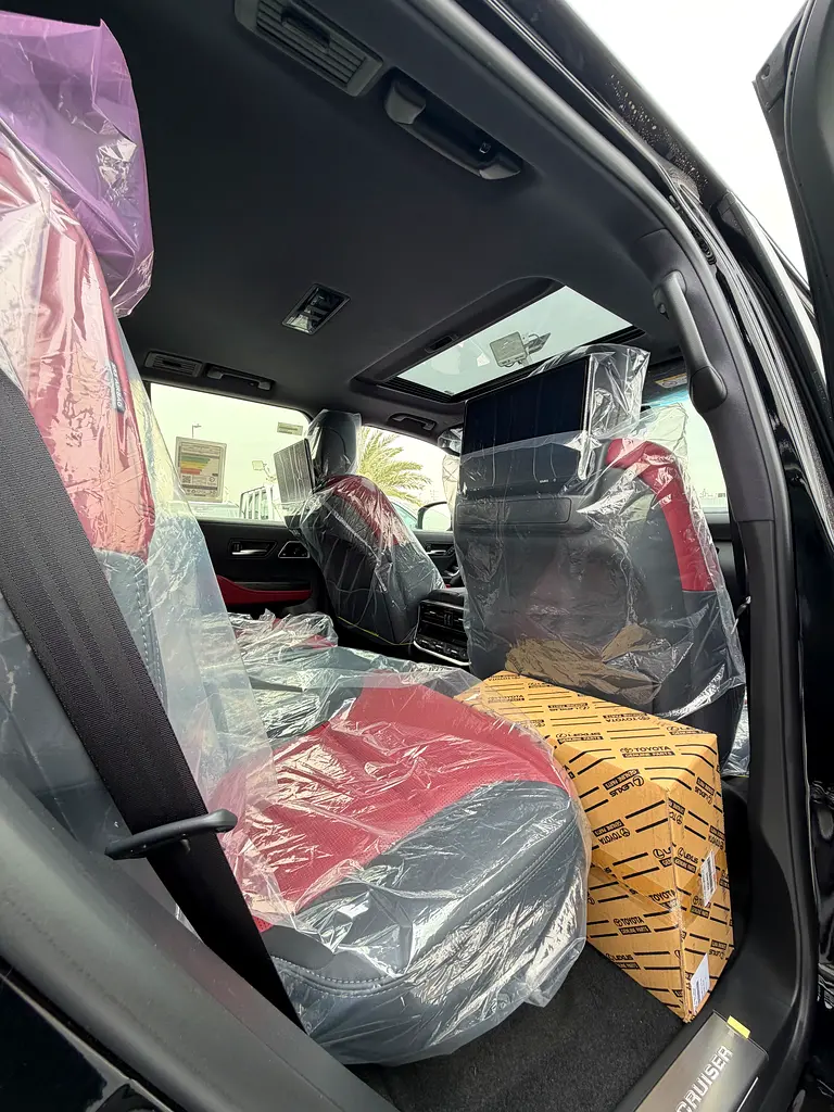 TOYOTA Land Cruiser VXR 2026 - photo 7 - Import Émirats | International Cars