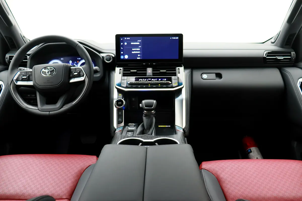 TOYOTA Land Cruiser VXR 2025 - photo 11 - Import Émirats | International Cars