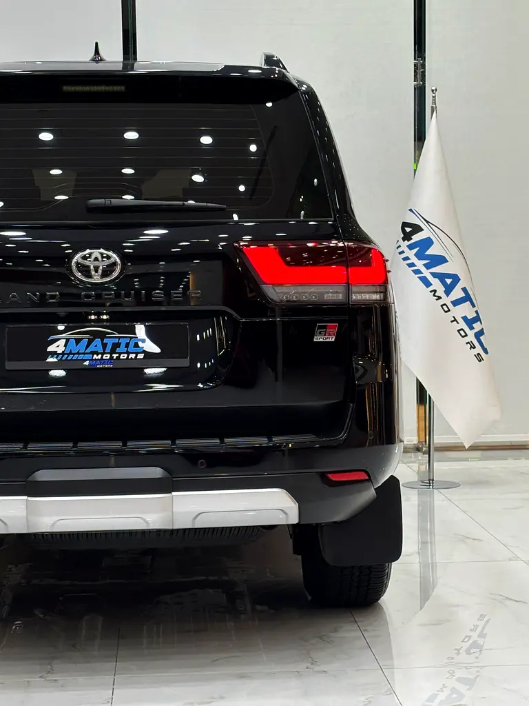TOYOTA Land Cruiser GR Sport 2024 - photo 10 - Import Émirats | International Cars