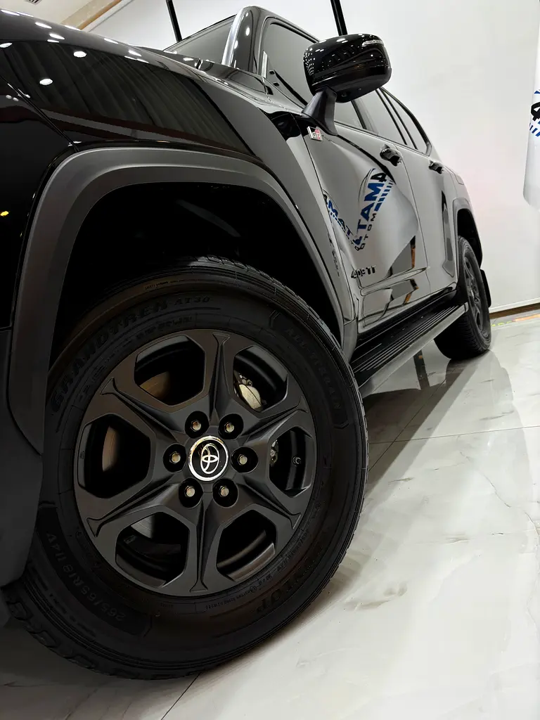 TOYOTA Land Cruiser GR Sport 2024 - photo 6 - Import Émirats | International Cars