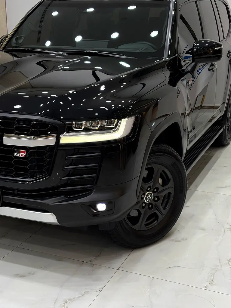 TOYOTA Land Cruiser GR Sport 2024 - photo 7 - Import Émirats | International Cars
