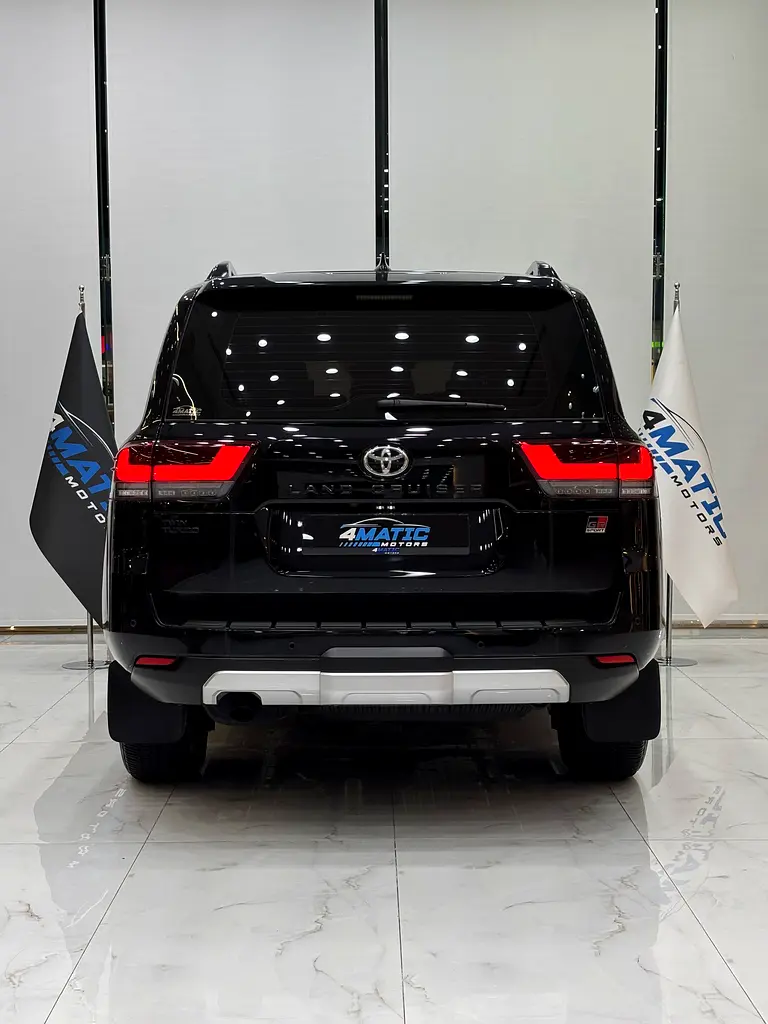 TOYOTA Land Cruiser GR Sport 2024 - photo 8 - Import Émirats | International Cars
