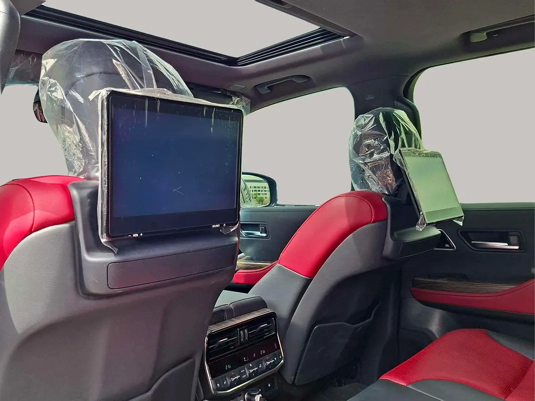 TOYOTA Land Cruiser VXR 2024 - photo 12 - Import Émirats | International Cars