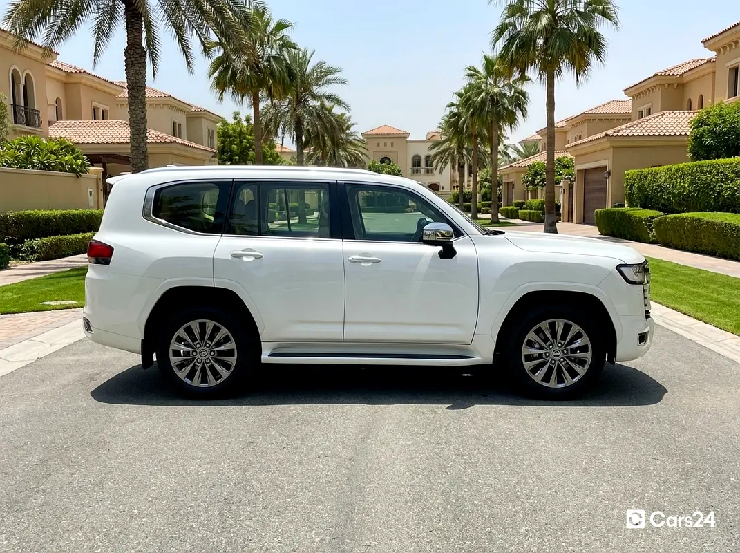 TOYOTA Land Cruiser GXR 2024 - photo 3 - Import Émirats | International Cars