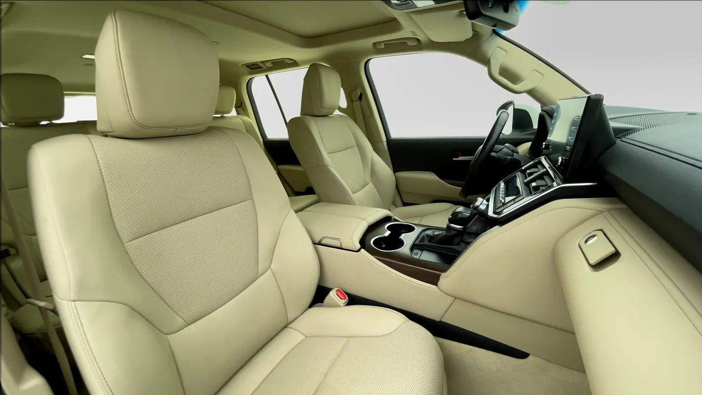 TOYOTA Land Cruiser GXR 2024 - photo 6 - Import Émirats | International Cars