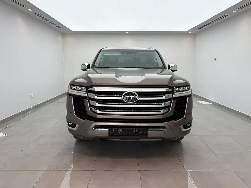 TOYOTA Land Cruiser VXR 2022