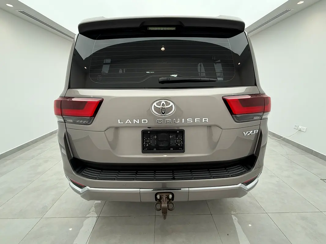 TOYOTA Land Cruiser VXR 2022 - photo 5 - Import Émirats | International Cars
