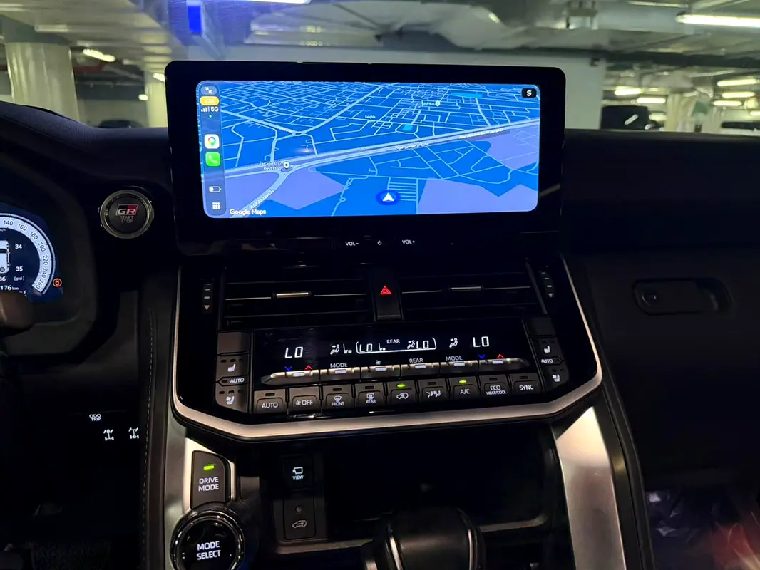 TOYOTA Land Cruiser GR Sport 2025 - photo 7 - Import Émirats | International Cars