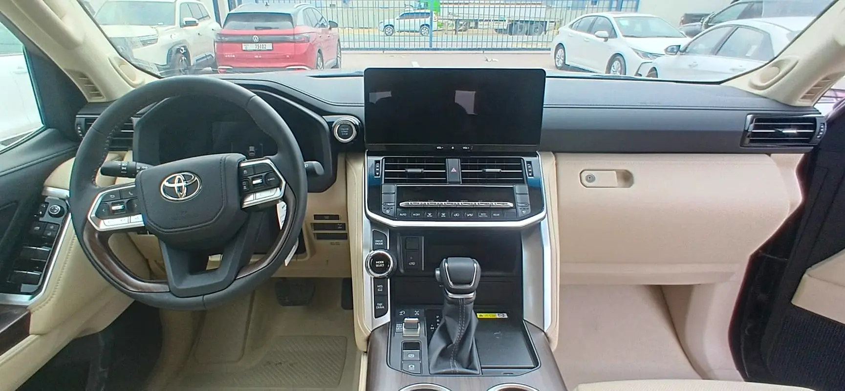 TOYOTA Land Cruiser GXR 2025 - photo 12 - Import Émirats | International Cars