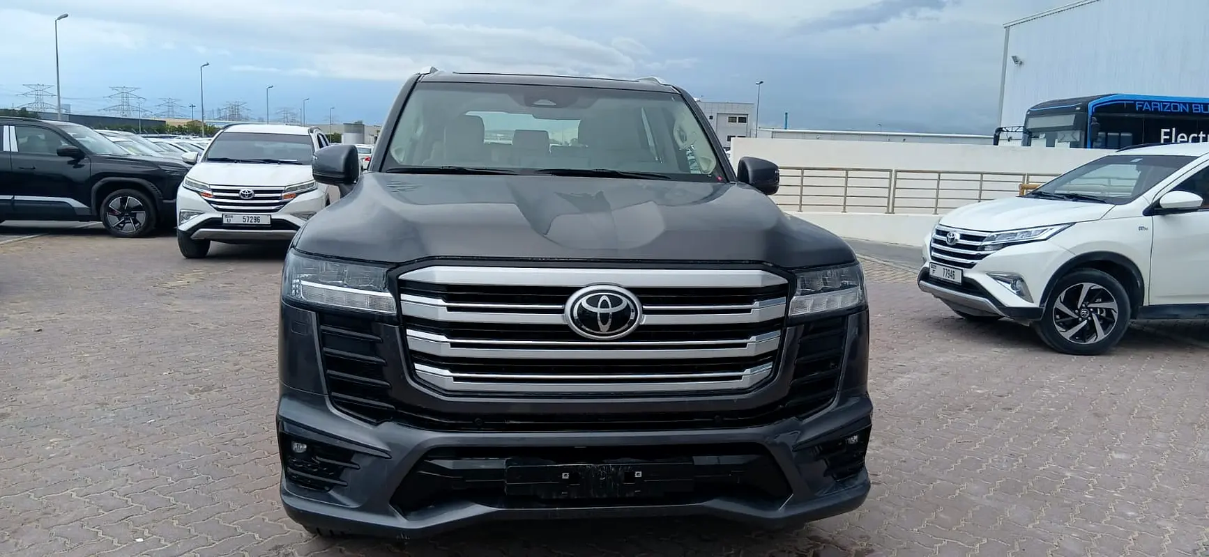 TOYOTA Land Cruiser GXR 2025 - photo 2 - Import Émirats | International Cars