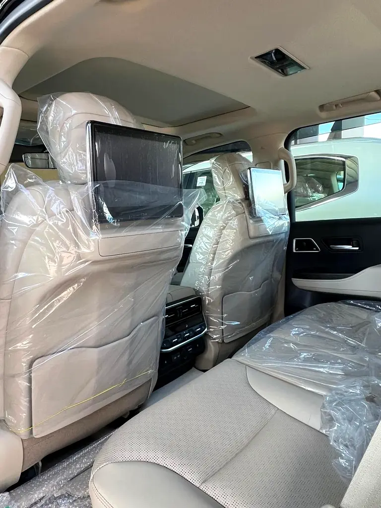 TOYOTA Land Cruiser VX 2024 - photo 10 - Import Émirats | International Cars