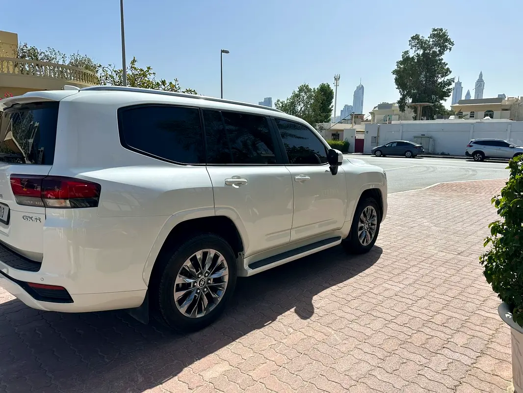 TOYOTA Land Cruiser GXR 2025 - photo 4 - Import Émirats | International Cars