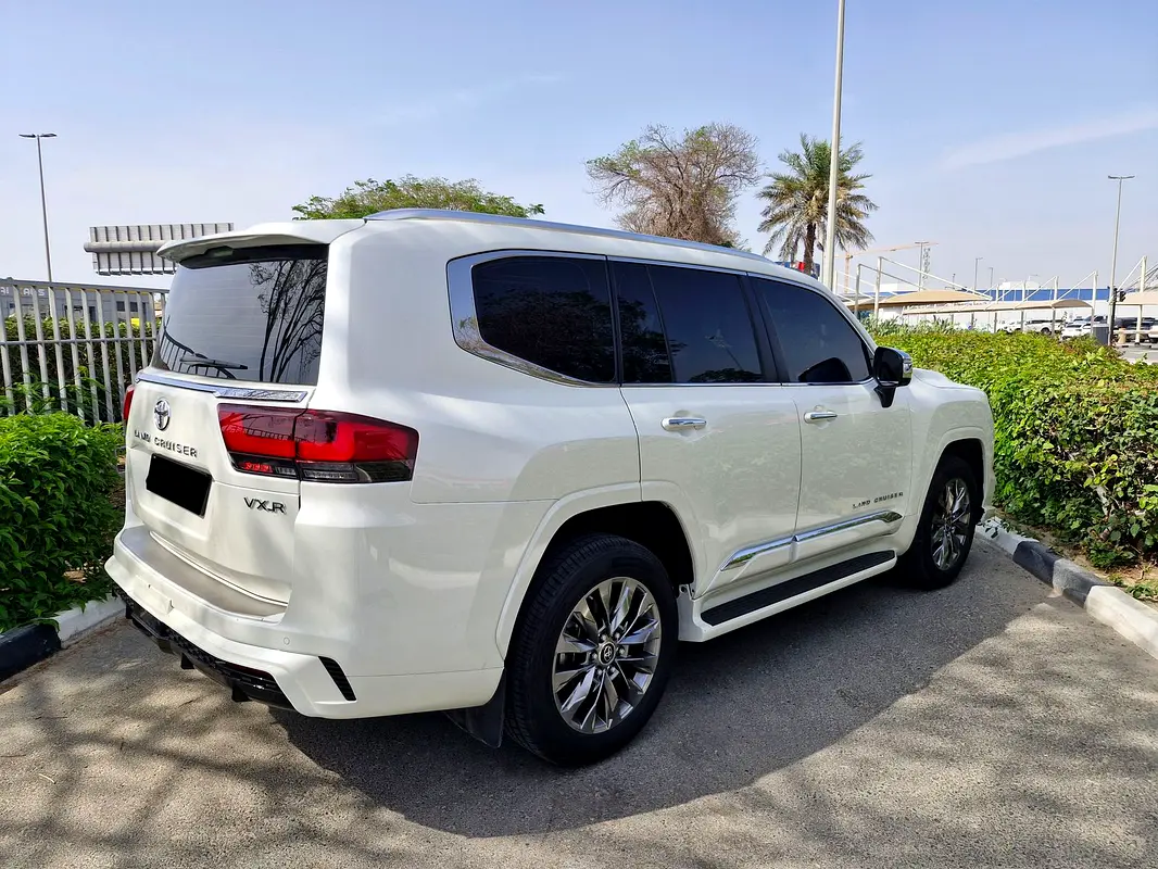 TOYOTA Land Cruiser 4.0L 2024 - photo 4 - Import Émirats | International Cars