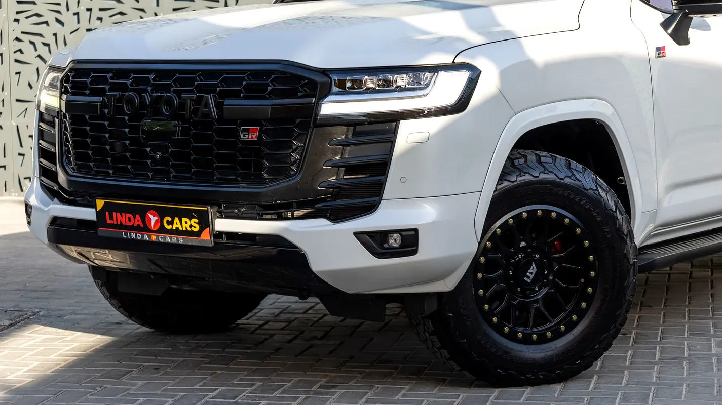 TOYOTA Land Cruiser GR Sport 2022 - photo 3 - Import Émirats | International Cars