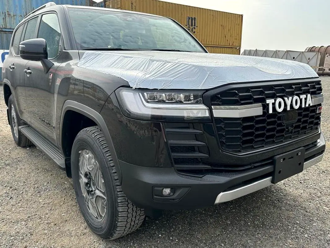 TOYOTA Land Cruiser GR Sport