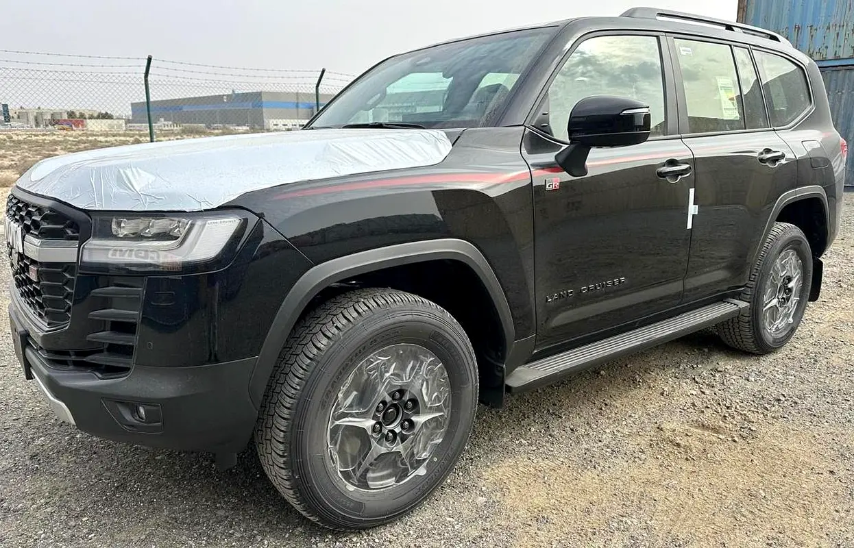 TOYOTA Land Cruiser GR Sport 2026 - photo 3 - Import Émirats | International Cars