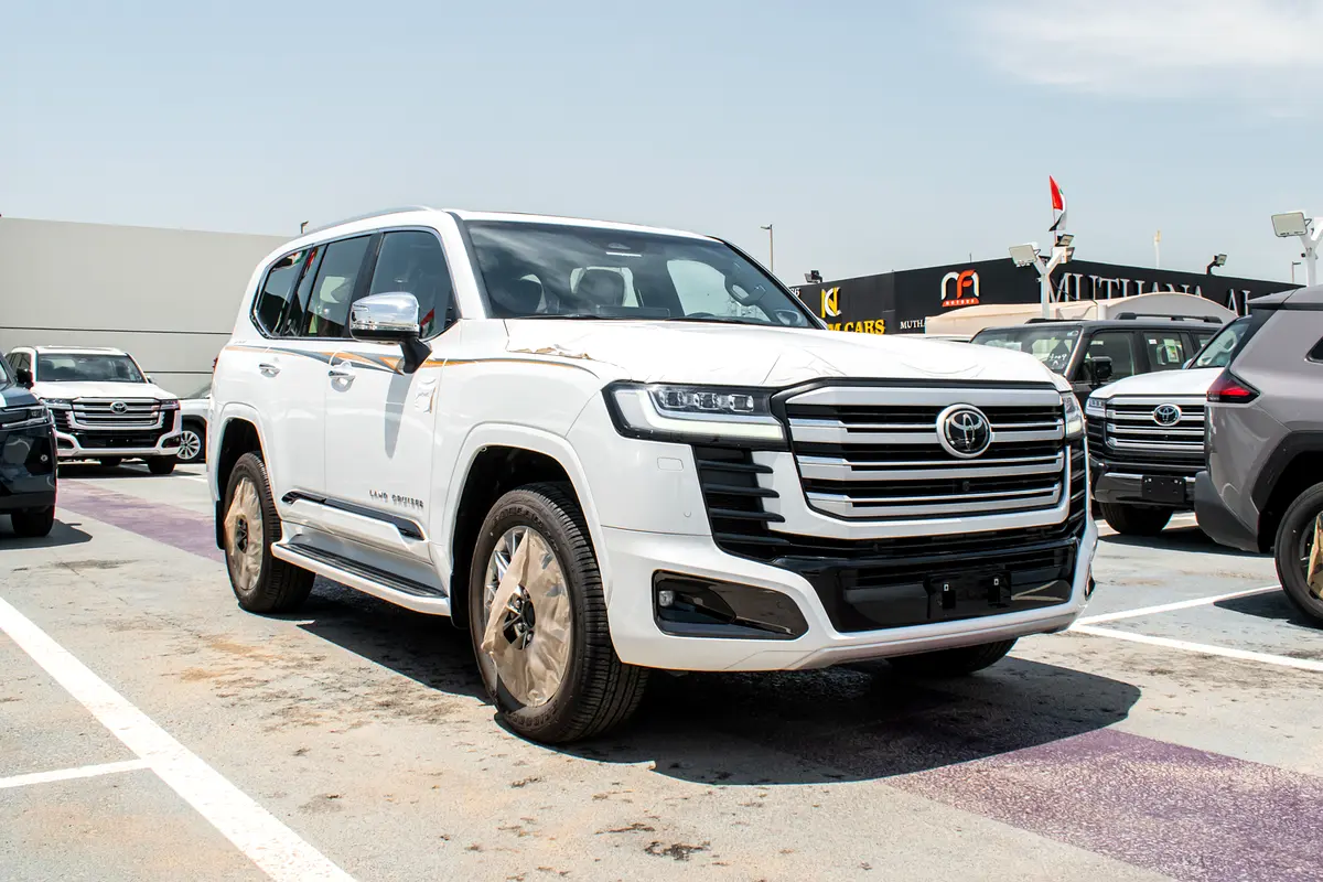 TOYOTA Land Cruiser VXR 2025 - photo 2 - Import Émirats | International Cars