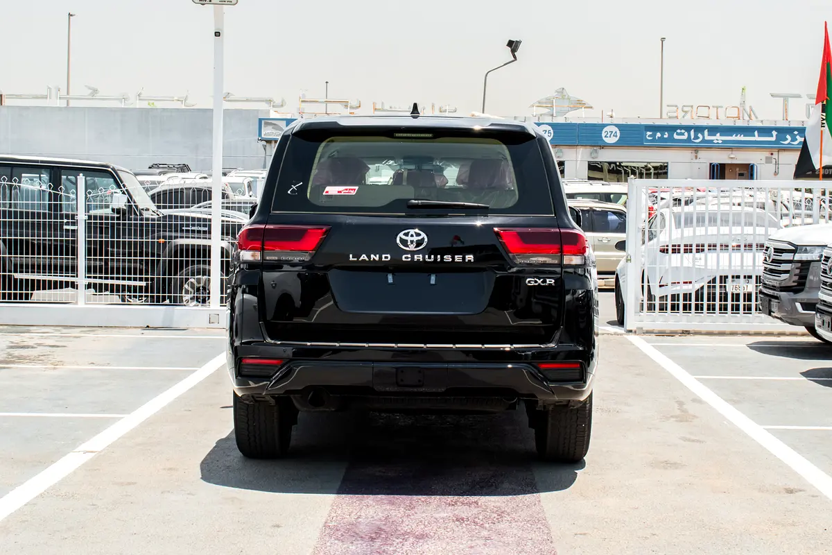 TOYOTA Land Cruiser GXR 2026 - photo 5 - Import Émirats | International Cars