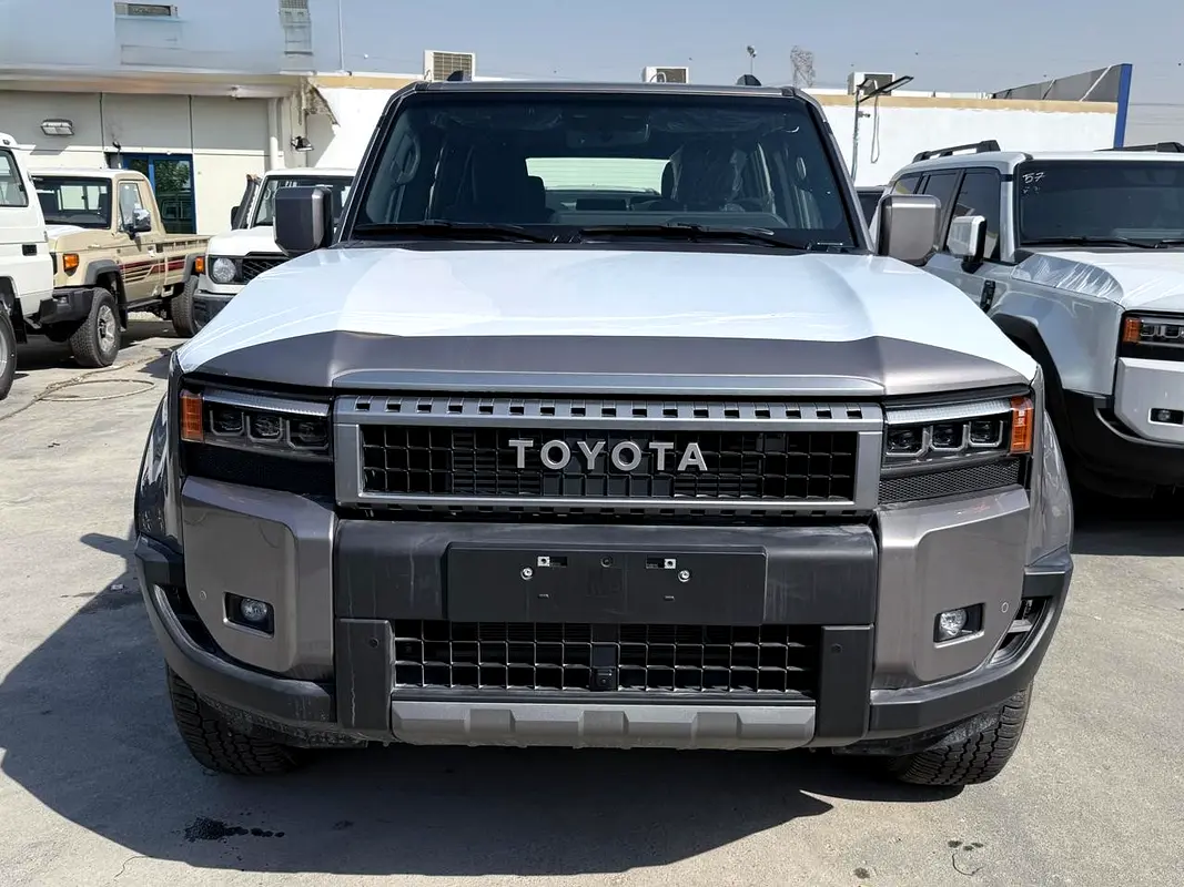 TOYOTA Prado Adventure 2025 - photo 2 - Import Émirats | International Cars