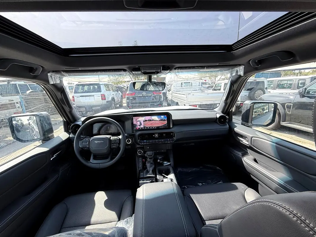 TOYOTA Prado Adventure 2025 - photo 7 - Import Émirats | International Cars