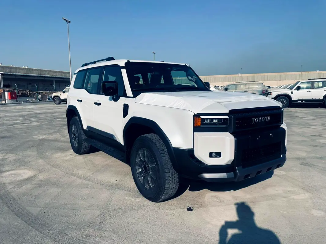 TOYOTA Prado Adventure 2026