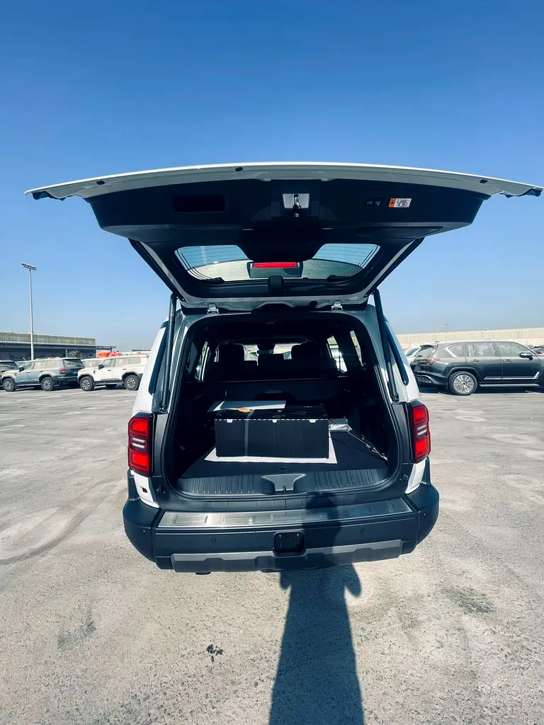 TOYOTA Prado Adventure 2026 - photo 4 - Import Émirats | International Cars