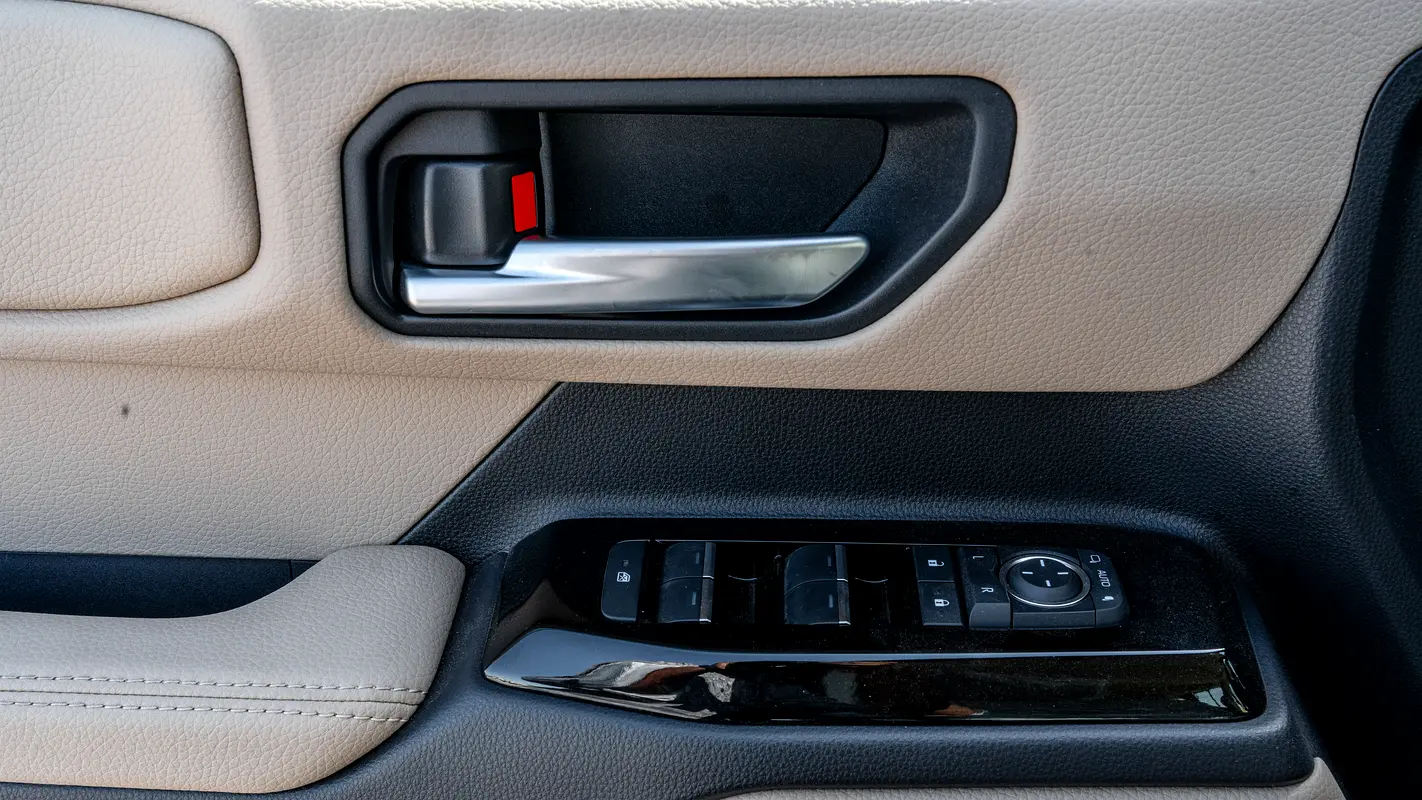 TOYOTA Prado TXL 2026 - photo 7 - Import Émirats | International Cars