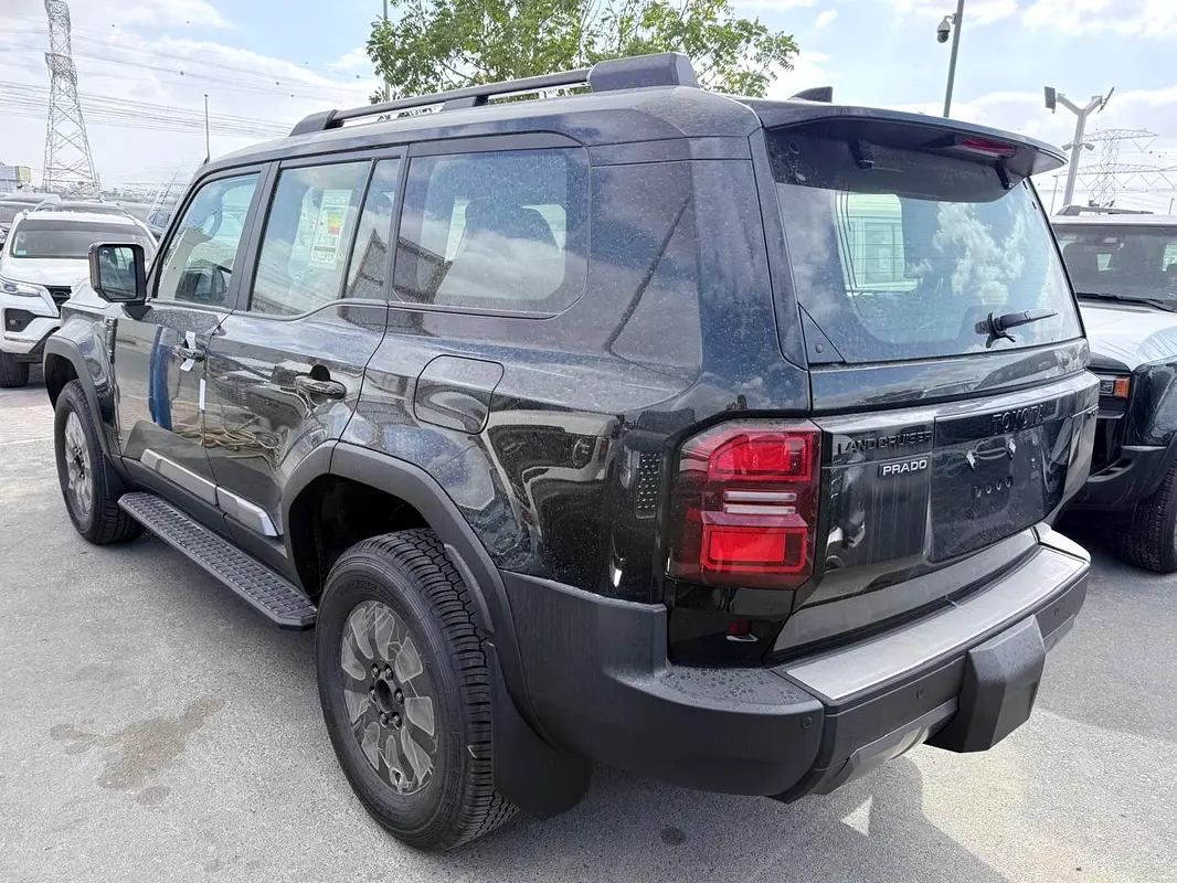 TOYOTA Prado Adventure 2025 - photo 3 - Import Émirats | International Cars