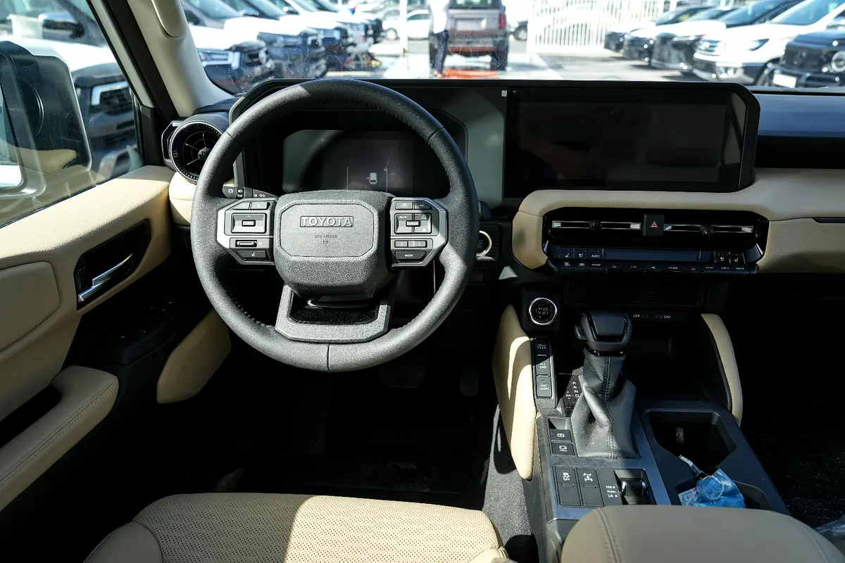 TOYOTA Prado VXR 2025 - photo 10 - Import Émirats | International Cars