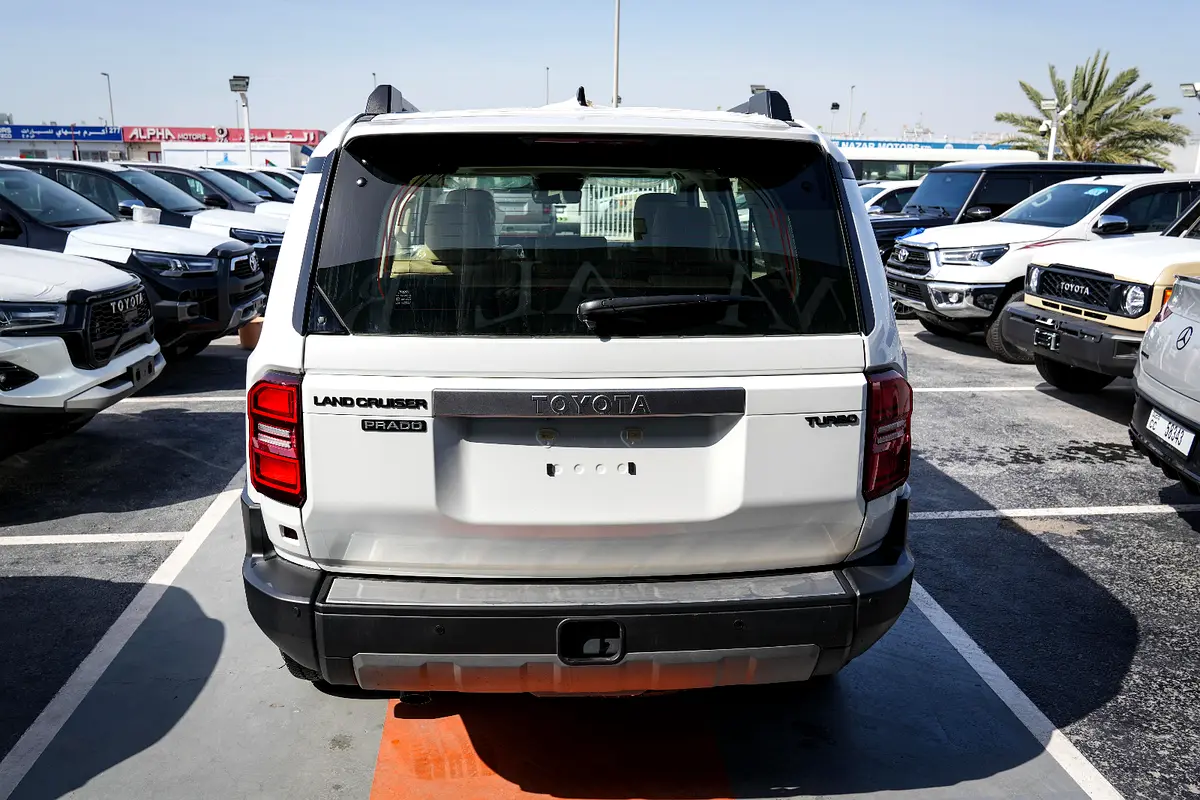 TOYOTA Prado VXR 2025 - photo 5 - Import Émirats | International Cars