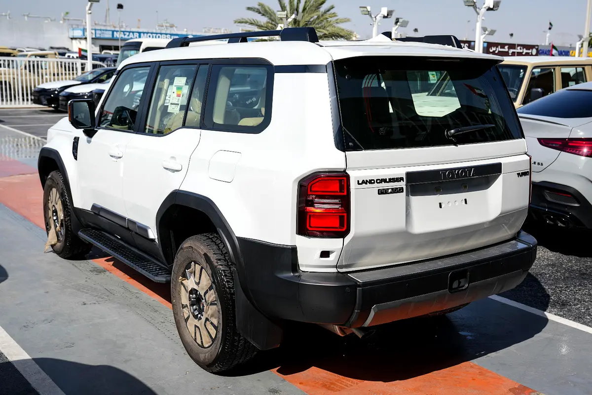TOYOTA Prado VXR 2025 - photo 6 - Import Émirats | International Cars