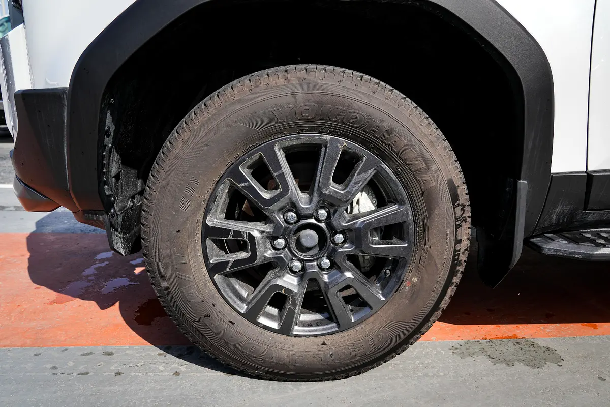 TOYOTA Prado VXR 2025 - photo 8 - Import Émirats | International Cars