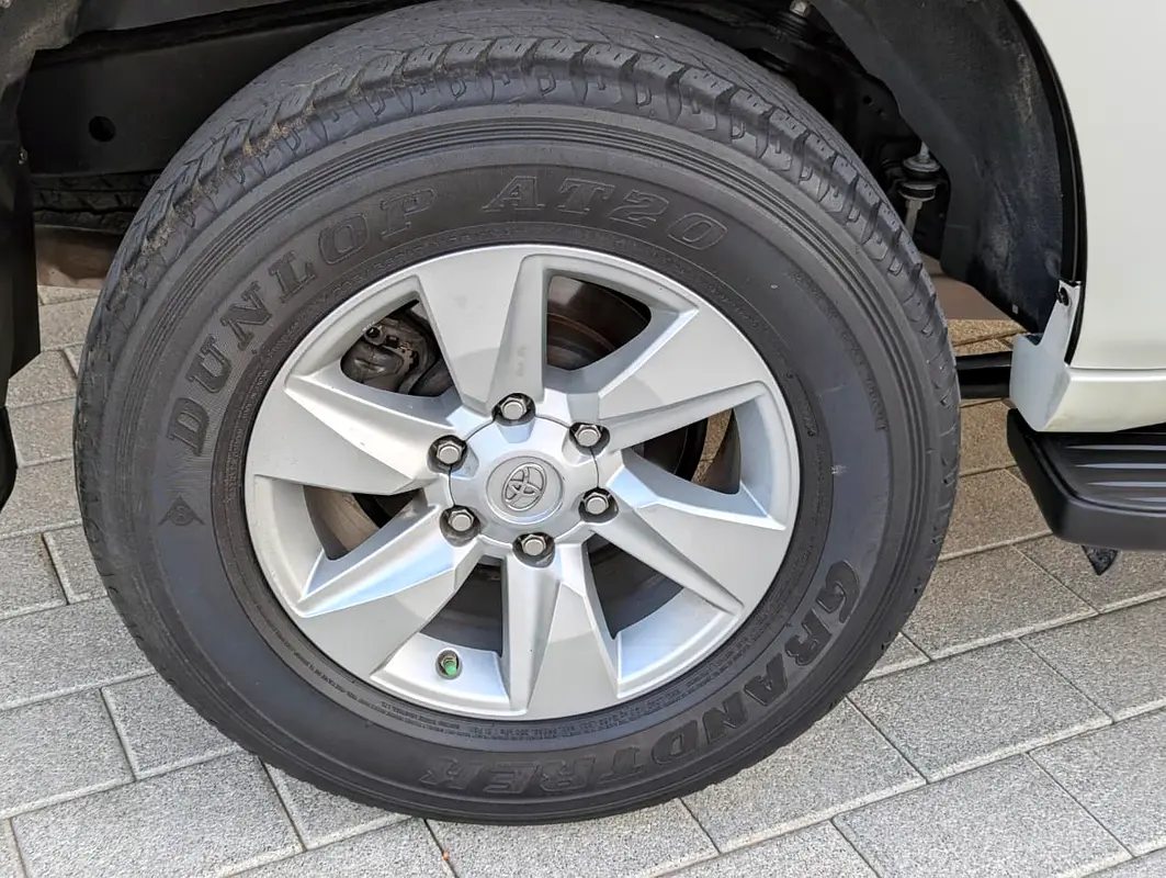 TOYOTA Prado TXL 2023 - photo 11 - Import Émirats | International Cars