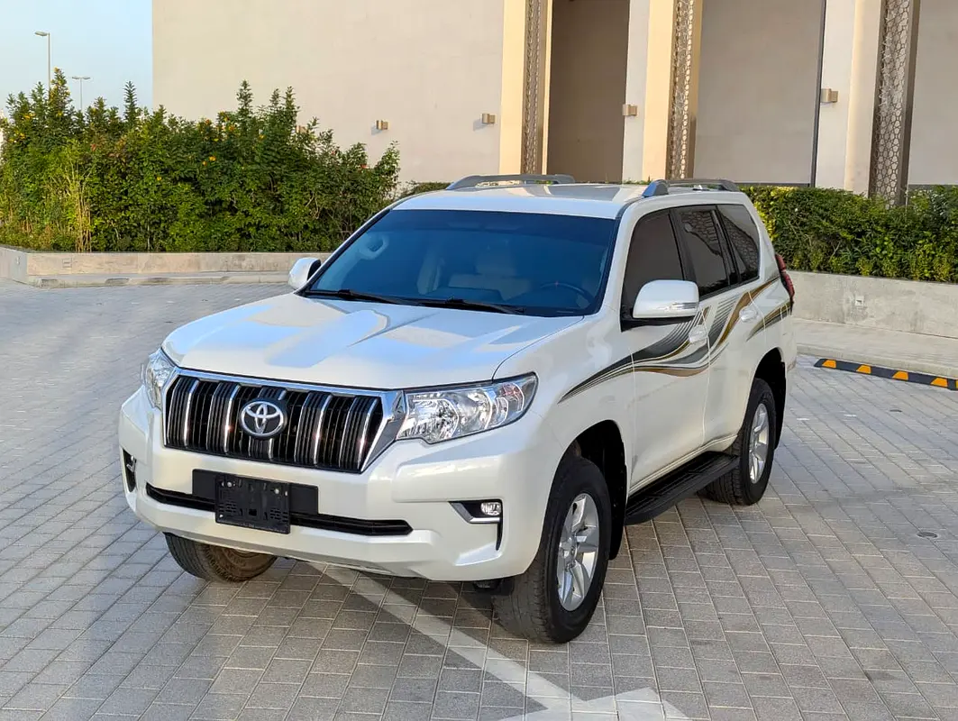 TOYOTA Prado TXL 2023 - photo 2 - Import Émirats | International Cars