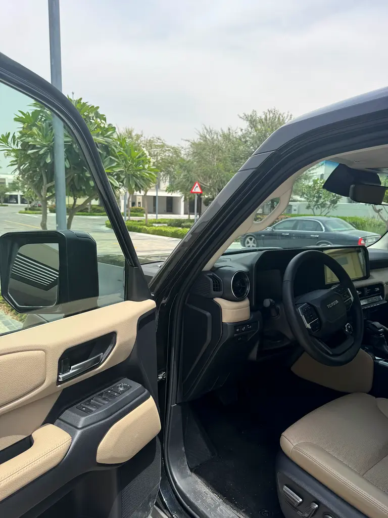 TOYOTA Prado GXL 2025 - photo 2 - Import Émirats | International Cars