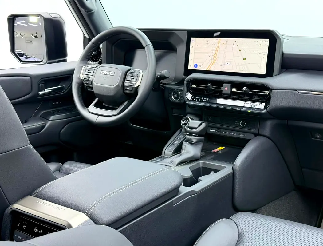 TOYOTA Prado Adventure 2025 - photo 11 - Import Émirats | International Cars