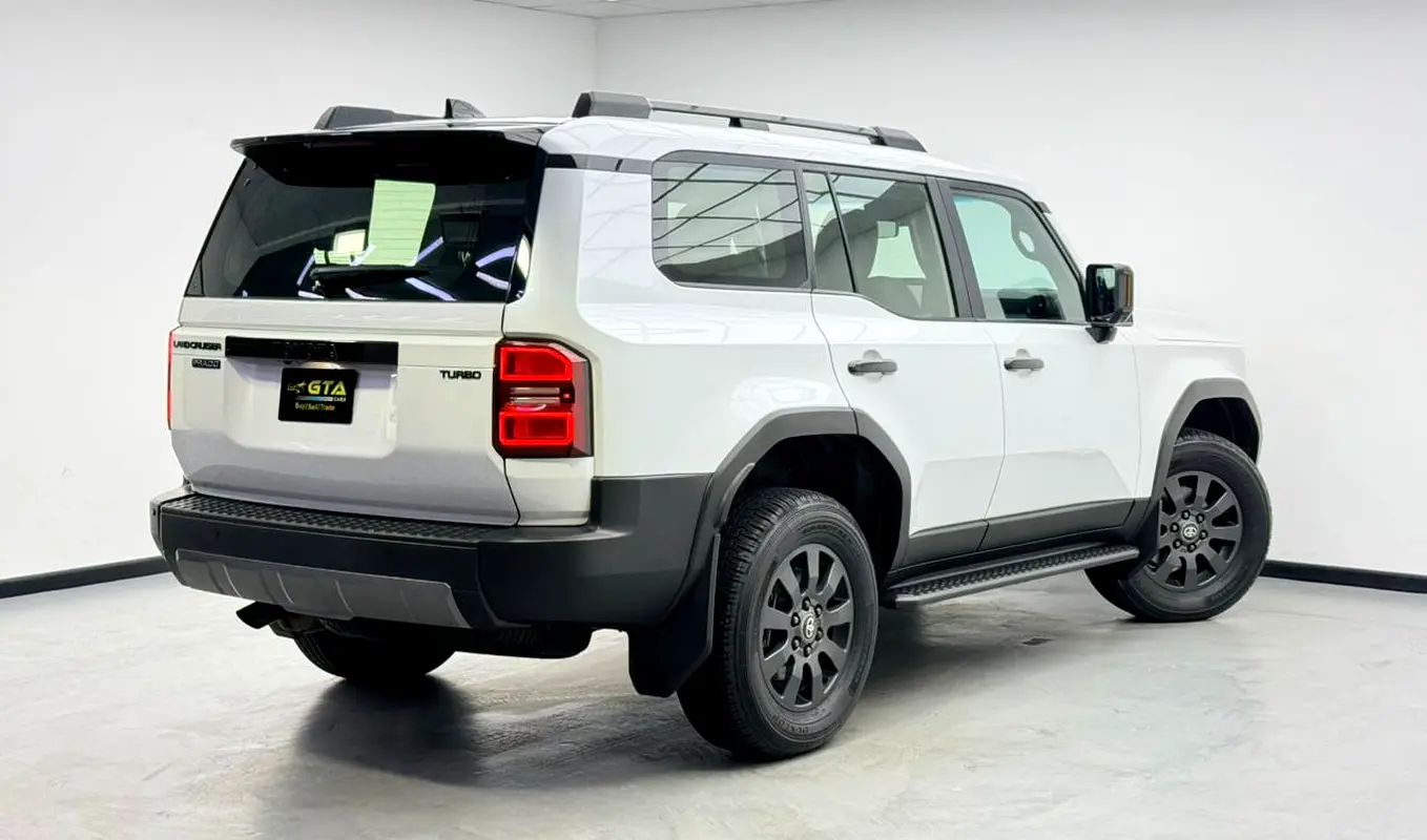 TOYOTA Prado Adventure 2025 - photo 4 - Import Émirats | International Cars