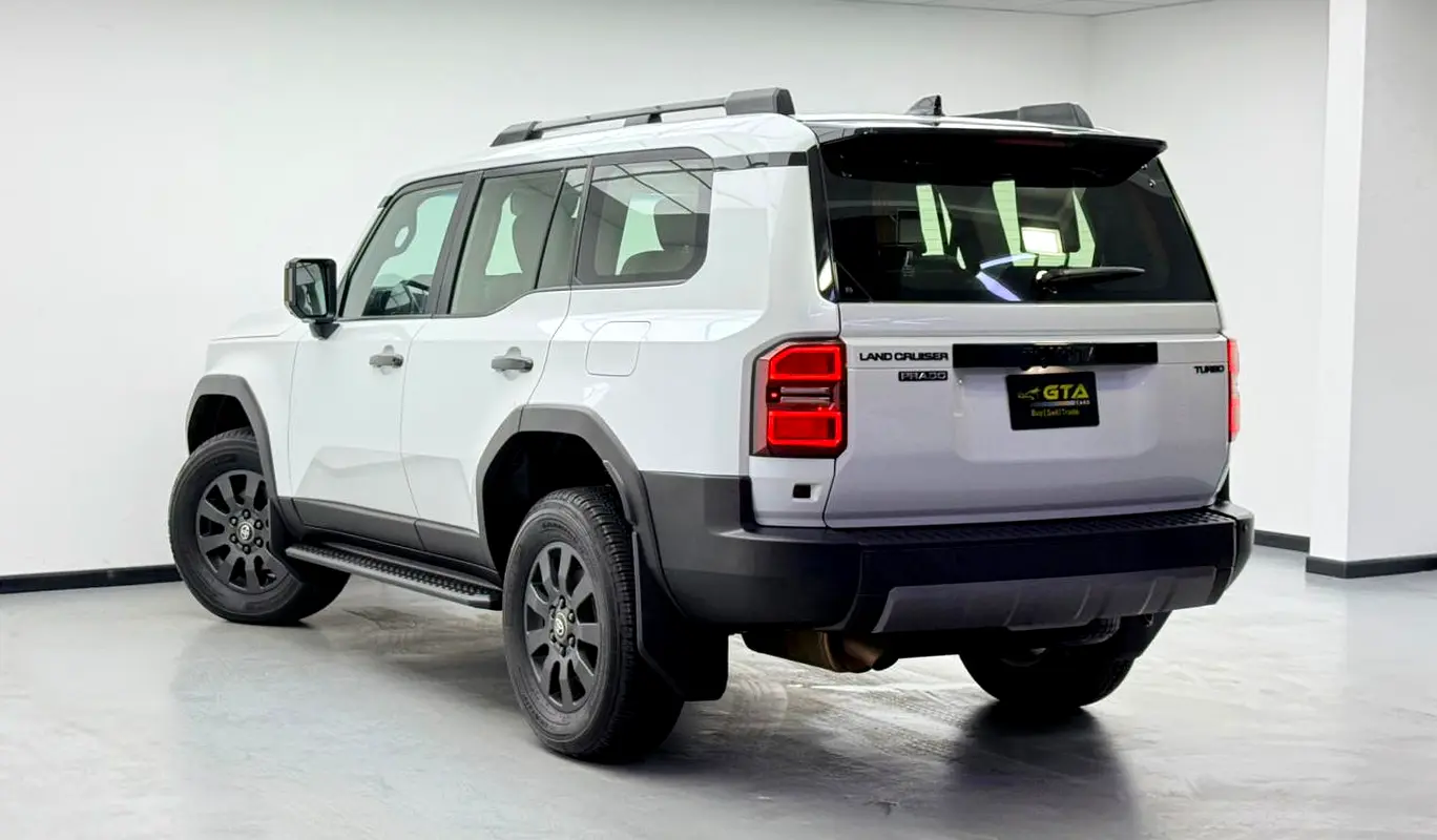 TOYOTA Prado Adventure 2025 - photo 6 - Import Émirats | International Cars
