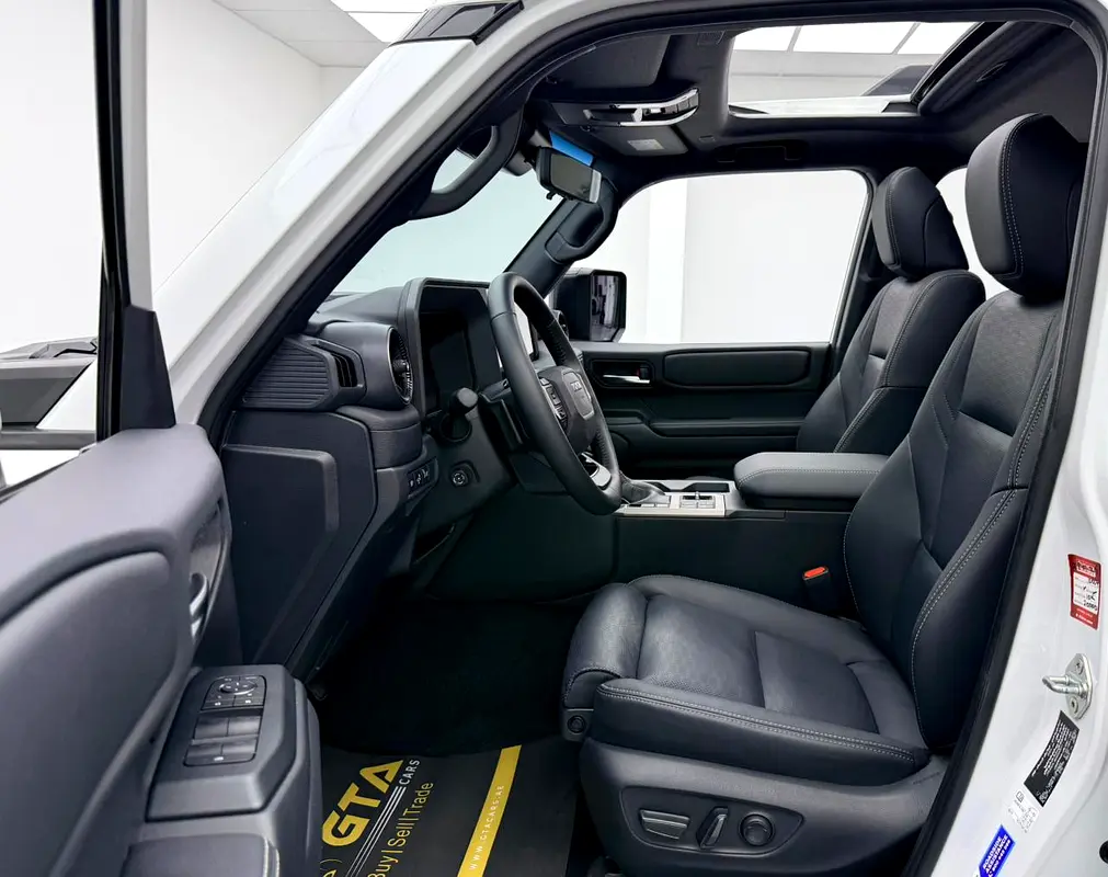 TOYOTA Prado Adventure 2025 - photo 8 - Import Émirats | International Cars