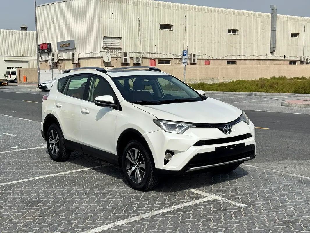 TOYOTA Rav 4 VX 2017 - photo 2 - Import Émirats | International Cars