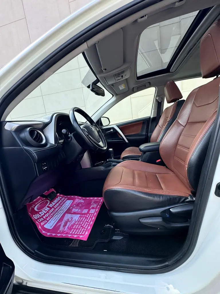 TOYOTA Rav 4 VX 2017 - photo 5 - Import Émirats | International Cars