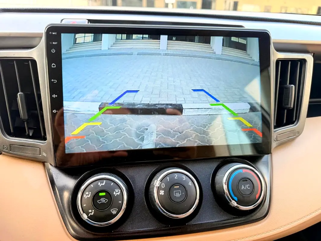 TOYOTA Rav 4 EX 2018 - photo 7 - Import Émirats | International Cars