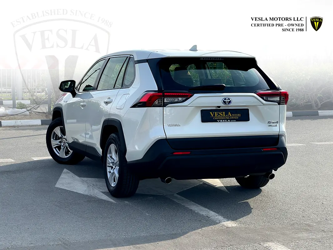 TOYOTA Rav 4 EXR 2021 - photo 9 - Import Émirats | International Cars