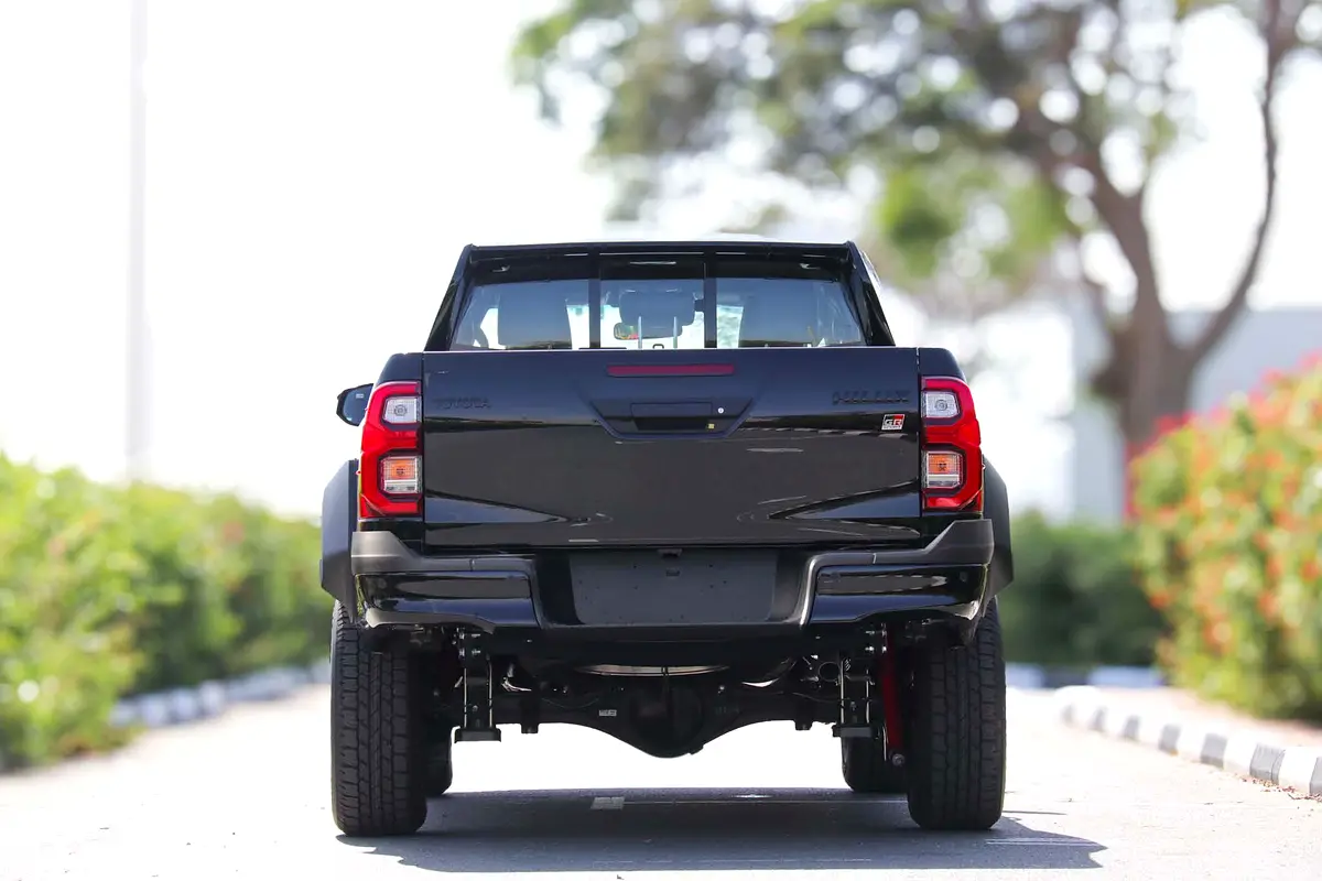 TOYOTA Hilux GR Sport 2026 - photo 4 - Import Émirats | International Cars