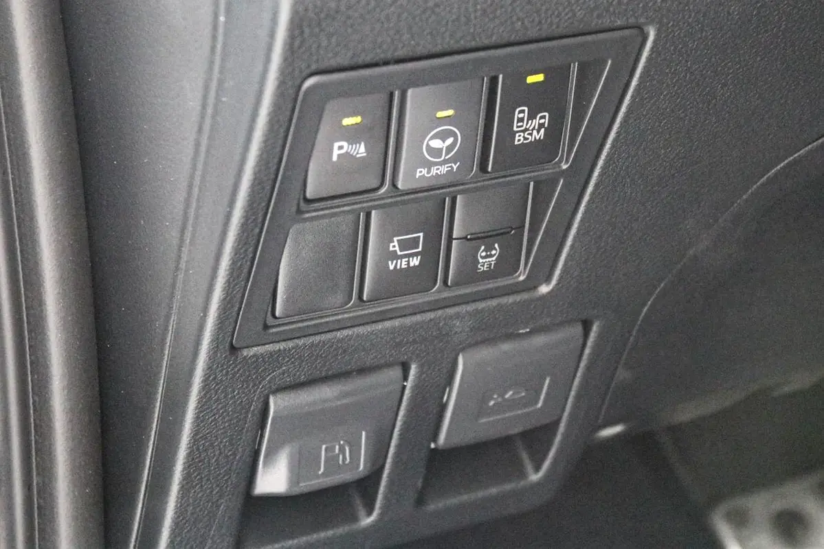 TOYOTA Hilux GR Sport 2026 - photo 7 - Import Émirats | International Cars