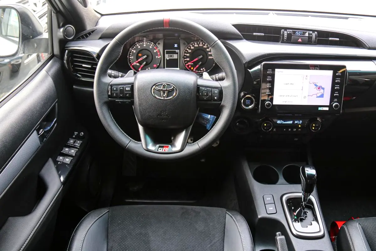 TOYOTA Hilux GR Sport 2026 - photo 9 - Import Émirats | International Cars
